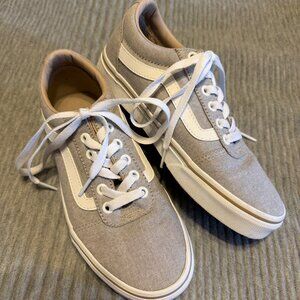 Womens Vans size 7 Old Skool Shoe in Light Tan with White Accents